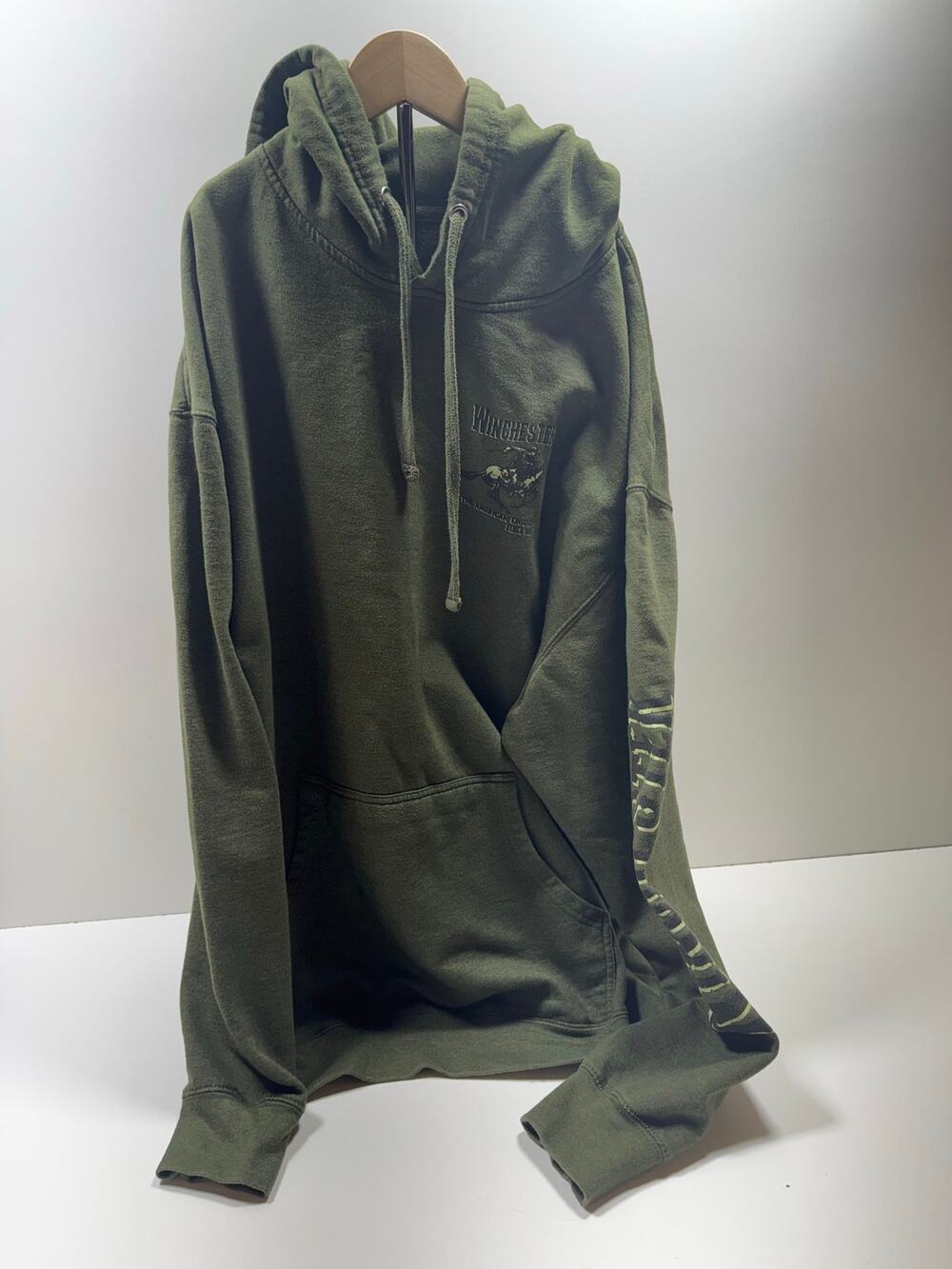 Winchester Legend Collection Rider Logo Patch Men’s Fleece Hoodie Sz 2XL Green